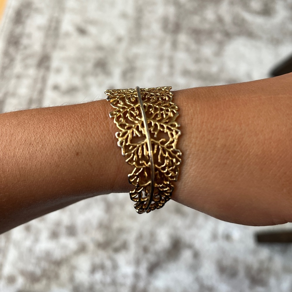 Stella & Dot Grace Cuff
